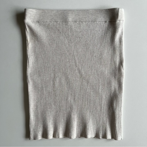 Aritzia Wilfred NWOT reso skirt in heather oatmeal - Picture 2 of 7